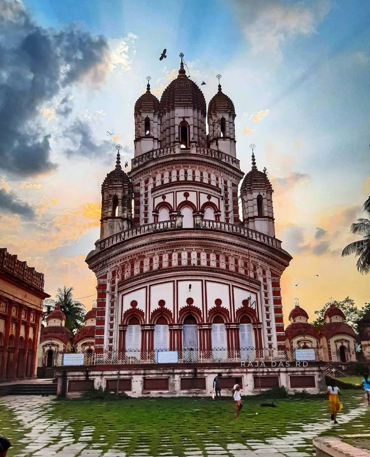 Top 14 Amazing Photos of Kolkata _ Best Places & photos of Kolkata City _ Kolkata Photography – Bong Connection